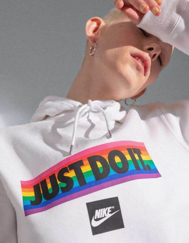 同志友善品牌Nike推出致敬彩虹旗运动鞋款!同志骄傲月来帅一波!-NICEGAY