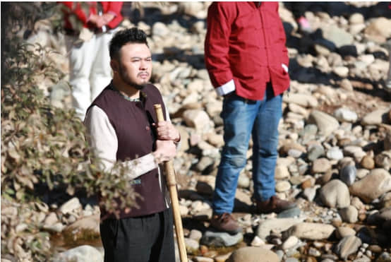 《第三国度》影评:开展出如《断背山》在天地万物中发自天性的同性之爱-NICEGAY