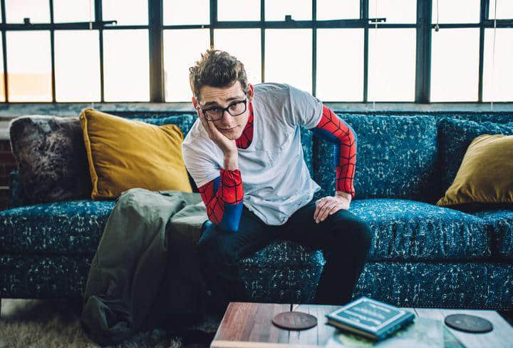 这个鲜肉蜘蛛人令你想撕开衣服 既哈利波特后鲜肉又献上性感蜘蛛人造型-NICEGAY