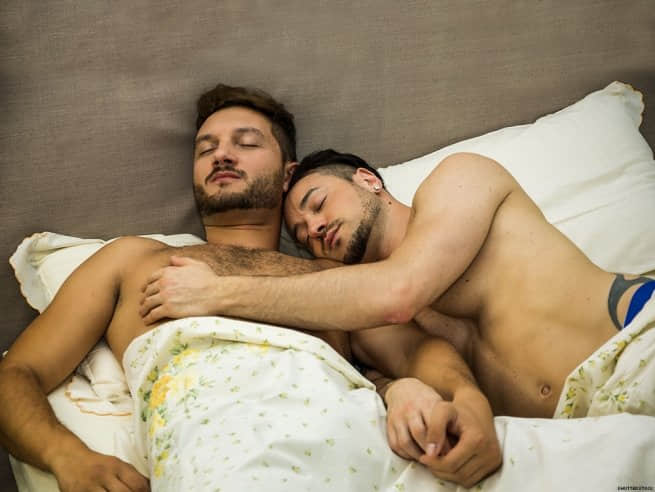 出去约会总是尬聊?9点同志约会小撇步让你轻松捕获男人!-NICEGAY