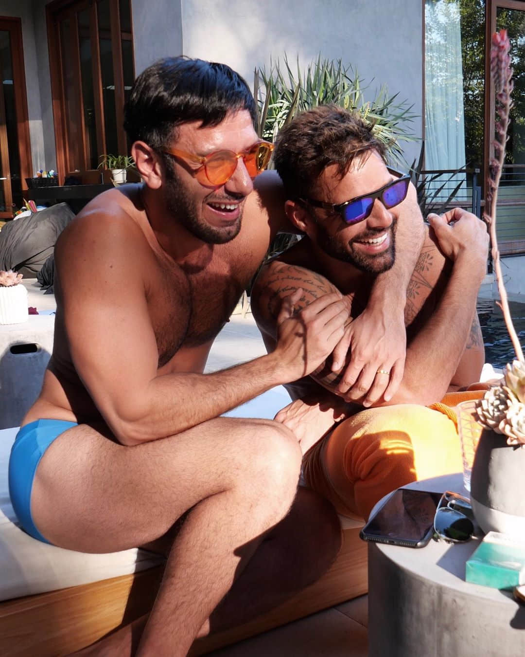 瑞奇马汀夫夫喜迎第四个小孩 正式成了一家六口的大家庭!-NICEGAY