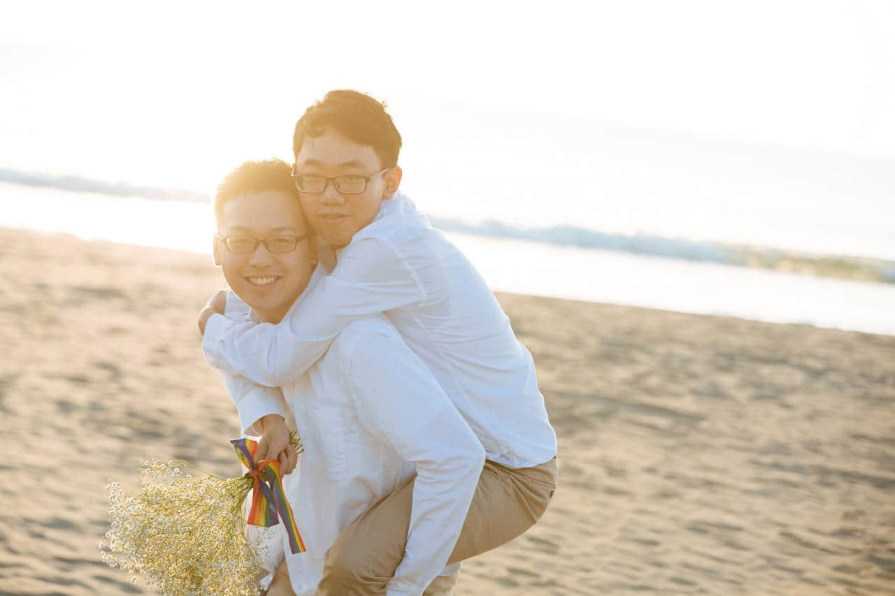 台湾前立委候选人杨智达与同性伴侣结婚啦!感动婚照羡煞众人!-NICEGAY