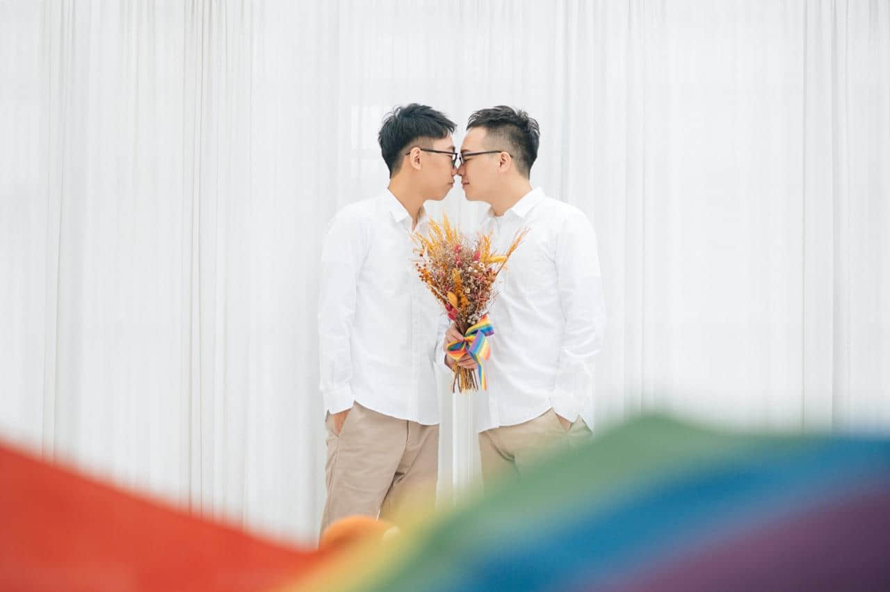 台湾前立委候选人杨智达与同性伴侣结婚啦!感动婚照羡煞众人!-NICEGAY
