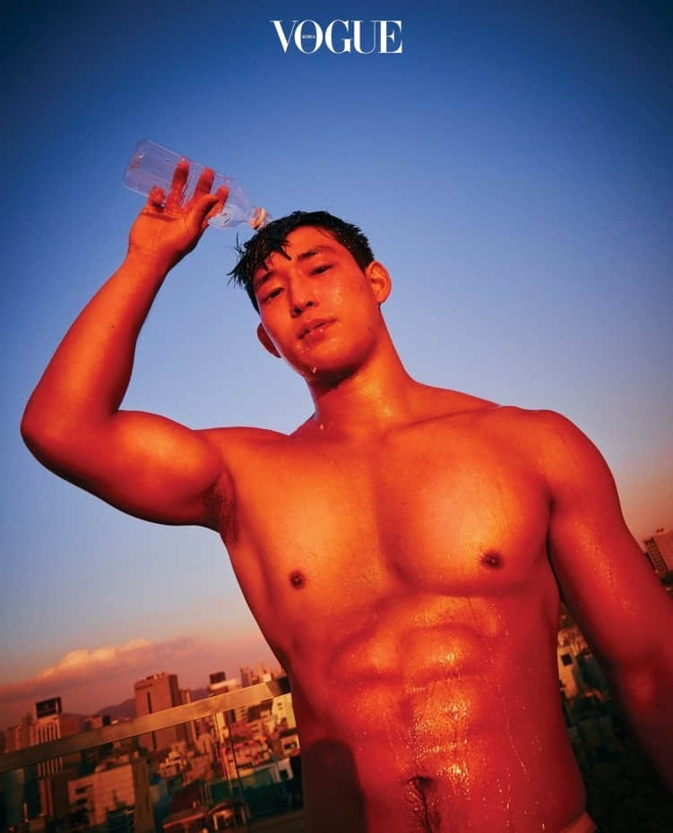 日韩混血摔角选手孙熙灿释出惹火时尚照 好想和肌肉欧巴一起湿身-NICEGAY
