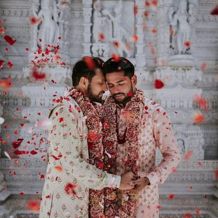 印度夫夫以宗教仪式完婚:「我们的婚礼能够让人们追寻希望!」-NICEGAY