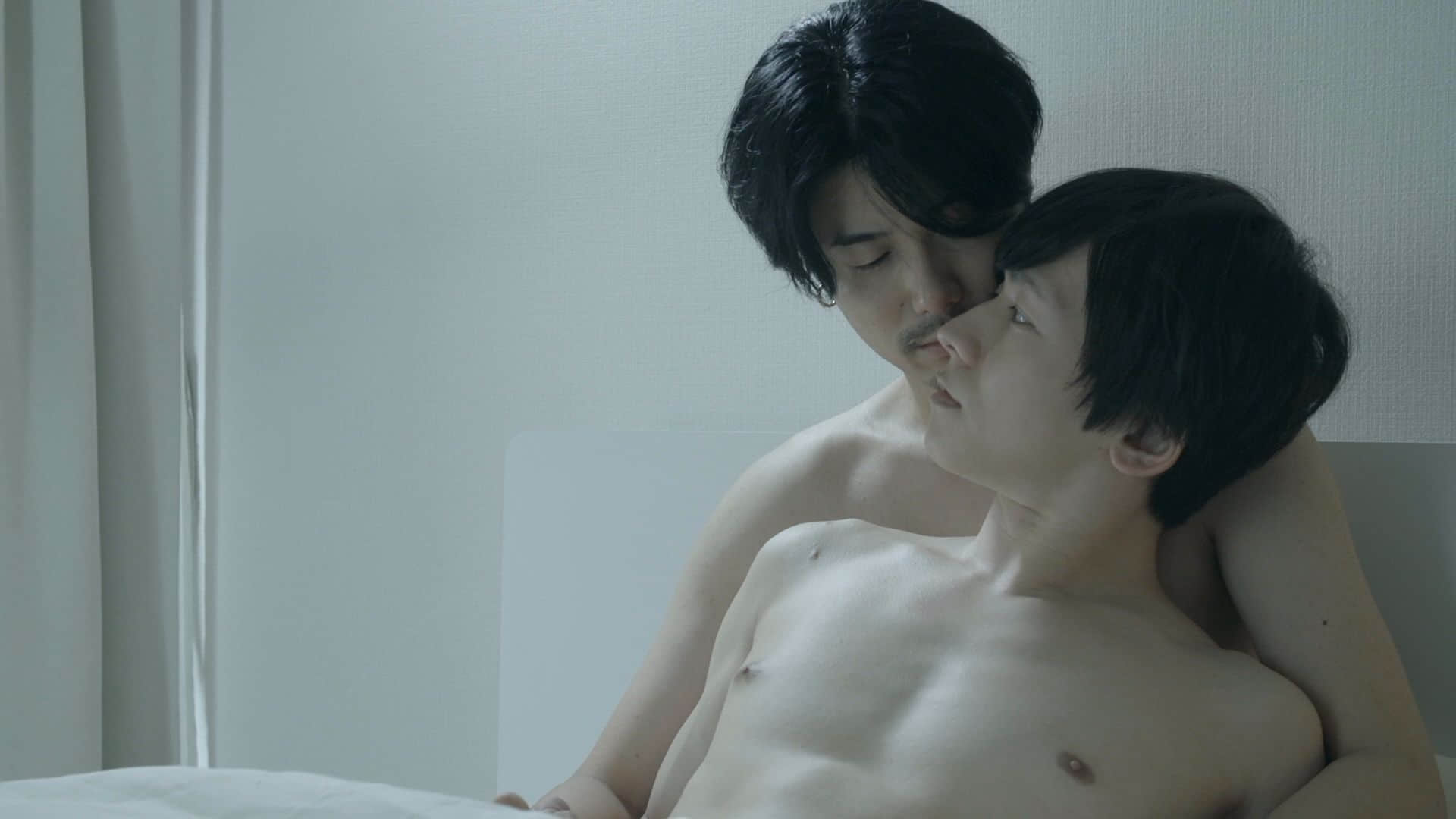 《迂迴的最短距离》影评:AV男优诠释同志男妓,另类发展黑色堕落vs白色纯真两种虐心结局 -1 《迂迴的最短距离》影评:AV男优诠释同志男妓,另类发展黑色堕落vs白色纯真两种虐心结局-NICEGAY