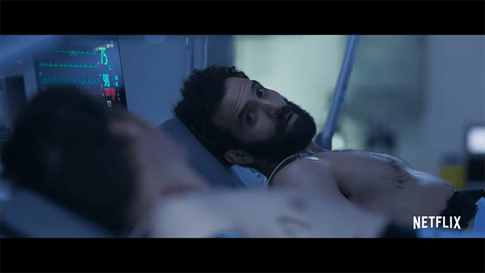 莎莉赛隆Netflix新片《不死军团》:男男剧中不畏黑警环伺居然大胆行事 -2 莎莉赛隆Netflix新片《不死军团》:男男剧中不畏黑警环伺居然大胆行事-NICEGAY