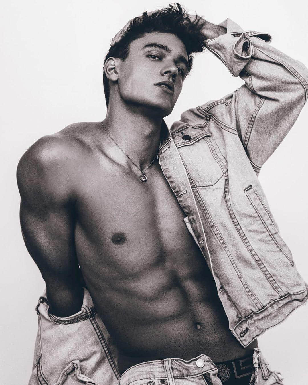 周六尝鲜肉|每个男孩幻想过的梦中情人:Xavier Serrano -1 周六尝鲜肉|每个男孩幻想过的梦中情人:Xavier Serrano-NICEGAY