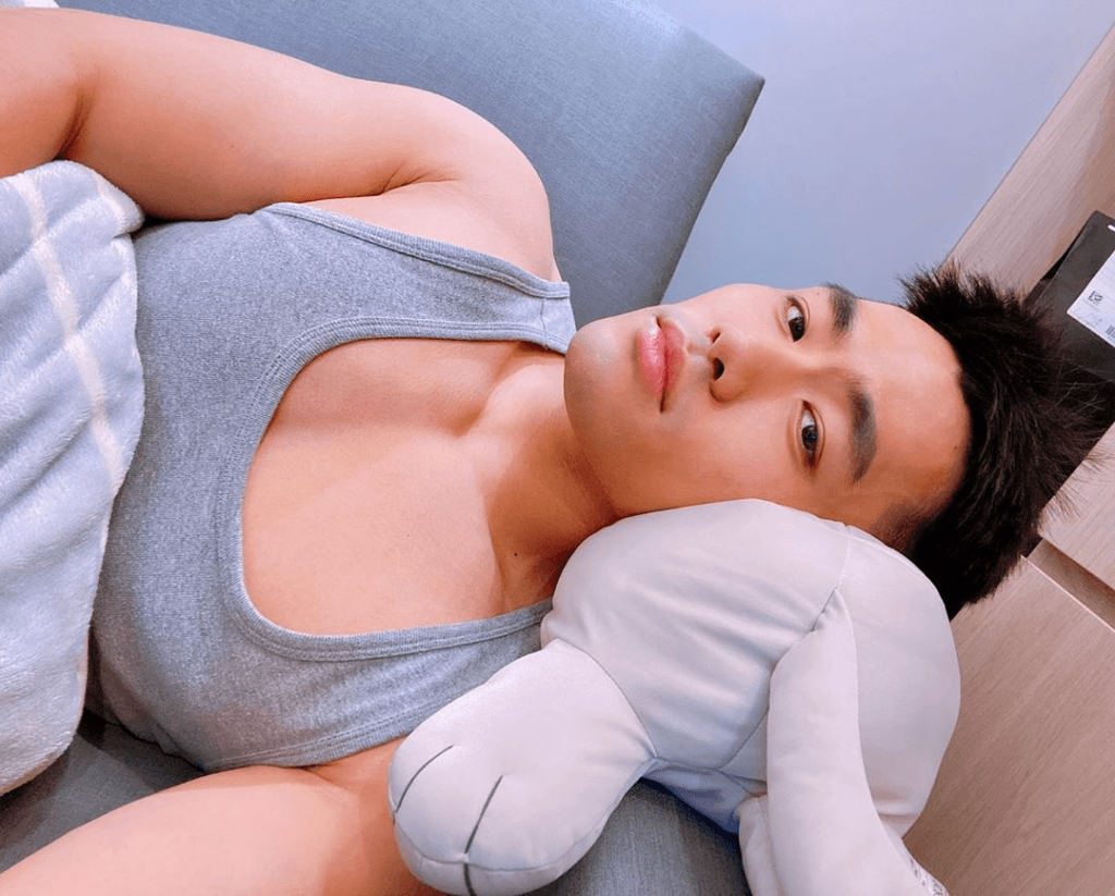 周一品肌肉|一抹微笑就萌死人的肌肉男孩:苏宥杰-NICEGAY