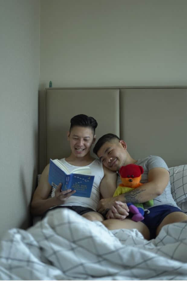 《同居1.0第100天》HIV+情侣同居面面观,打破边界邀你线上看舞台剧! -2 《同居1.0第100天》HIV+情侣同居面面观,打破边界邀你线上看舞台剧!-NICEGAY