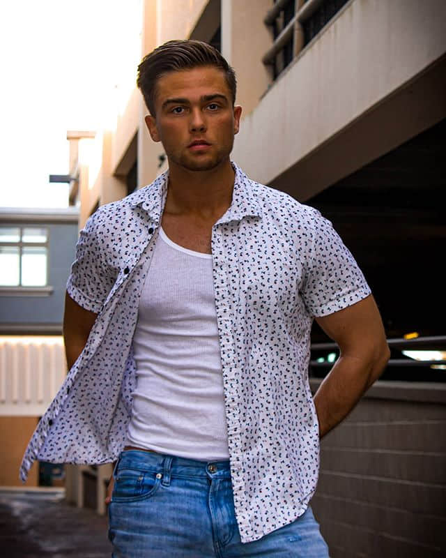 拍过同志谜片就不行?型男选手遭美国实境秀Love Island开除后首度现身 -4 拍过同志谜片就不行?型男选手遭美国实境秀Love Island开除后首度现身-NICEGAY