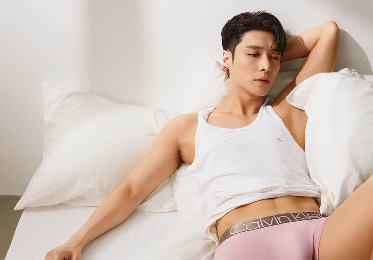 CK时尚星宠儿,两大鲜肉你选谁?「国民男友」许光汉 v.s.「治愈系男星」张艺兴 -4 CK时尚星宠儿,两大鲜肉你选谁?「国民男友」许光汉 v.s.「治愈系男星」张艺兴-NICEGAY