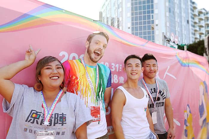 彩虹专访|又温暖又情欲!2020台湾省同志大游行随机街访 13位好朋友的成人之美告诉你 -12 彩虹专访|又温暖又情欲!2020台湾省同志大游行随机街访 13位好朋友的成人之美告诉你-NICEGAY
