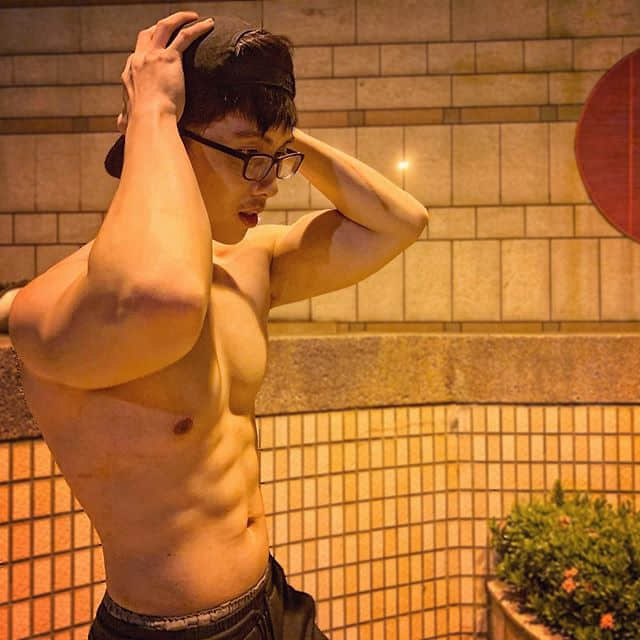 汉草一级棒!网路温度计大解析 台湾男星肌肌红不让Top10新鲜出炉 -10 汉草一级棒!网路温度计大解析 台湾男星肌肌红不让Top10新鲜出炉-NICEGAY