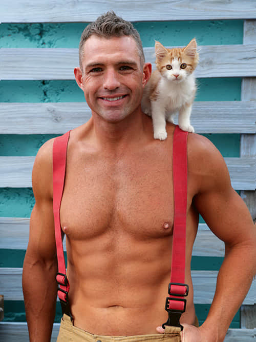 欲火中烧!澳洲打火英雄萌拍2021猛男月历 为森林大火和动物救助爱心募款 -3 欲火中烧!澳洲打火英雄萌拍2021猛男月历 为森林大火和动物救助爱心募款-NICEGAY
