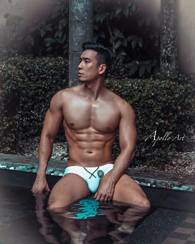 周一品肌肉|绕着地球跑的大马肌肉型男创业家:SK Low-NICEGAY