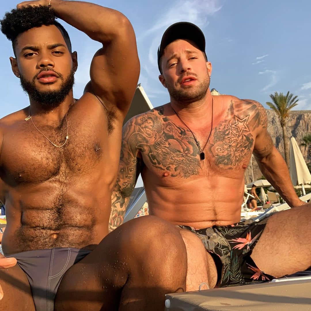 前男孩团体主唱自曝女儿遭霸凌:你不觉得你爸是Gay很恶心吗?-NICEGAY