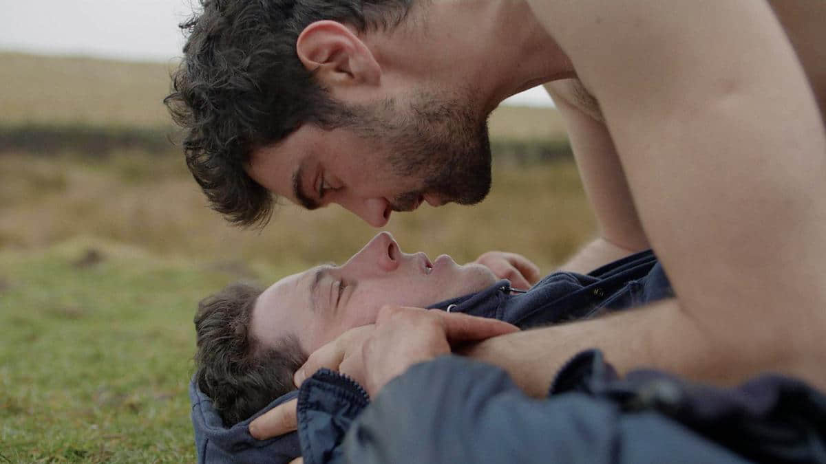影评:《春光之境》打破封闭,抵达爱的应许之地-NICEGAY