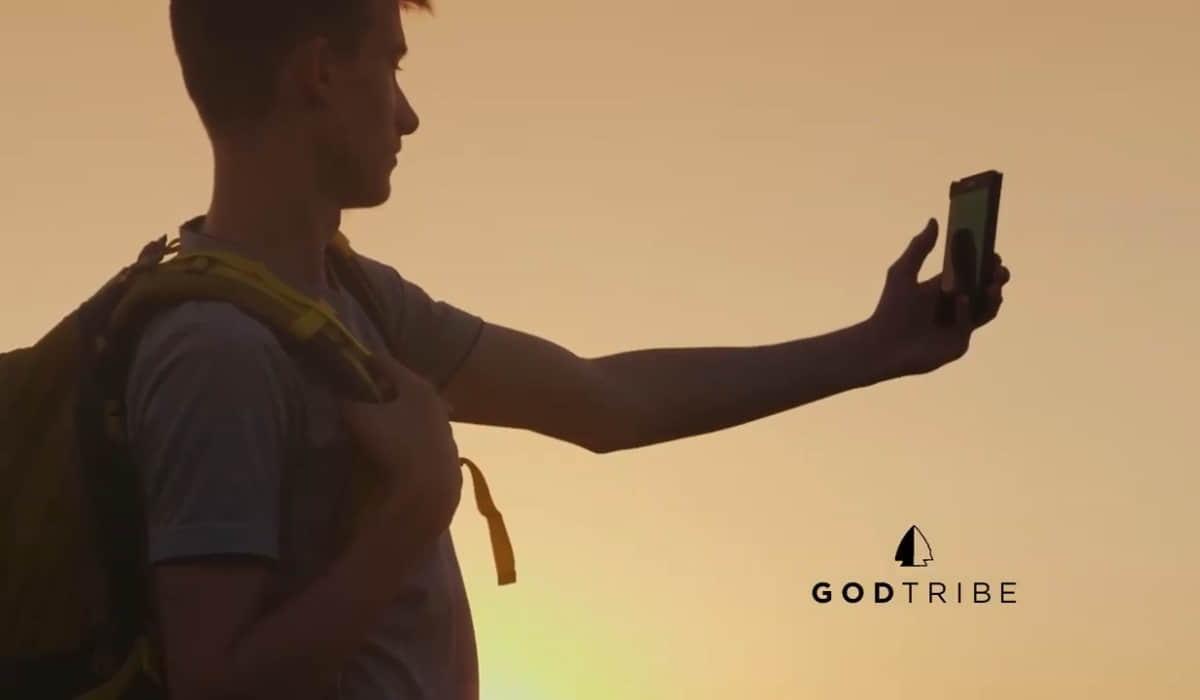 反同牧师开设网站「神的部落」 旨在避免青年女性化和被称种族歧视-NICEGAY
