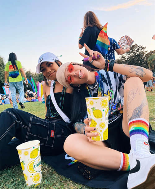 美国奥兰多同志大游行,时隔一年疫情后终于再次走上街头!-NICEGAY