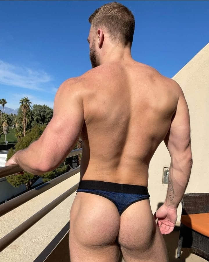 Grindr政策再松绑 蜜桃弹出大解放 快放上你最性感的辣照!-NICEGAY