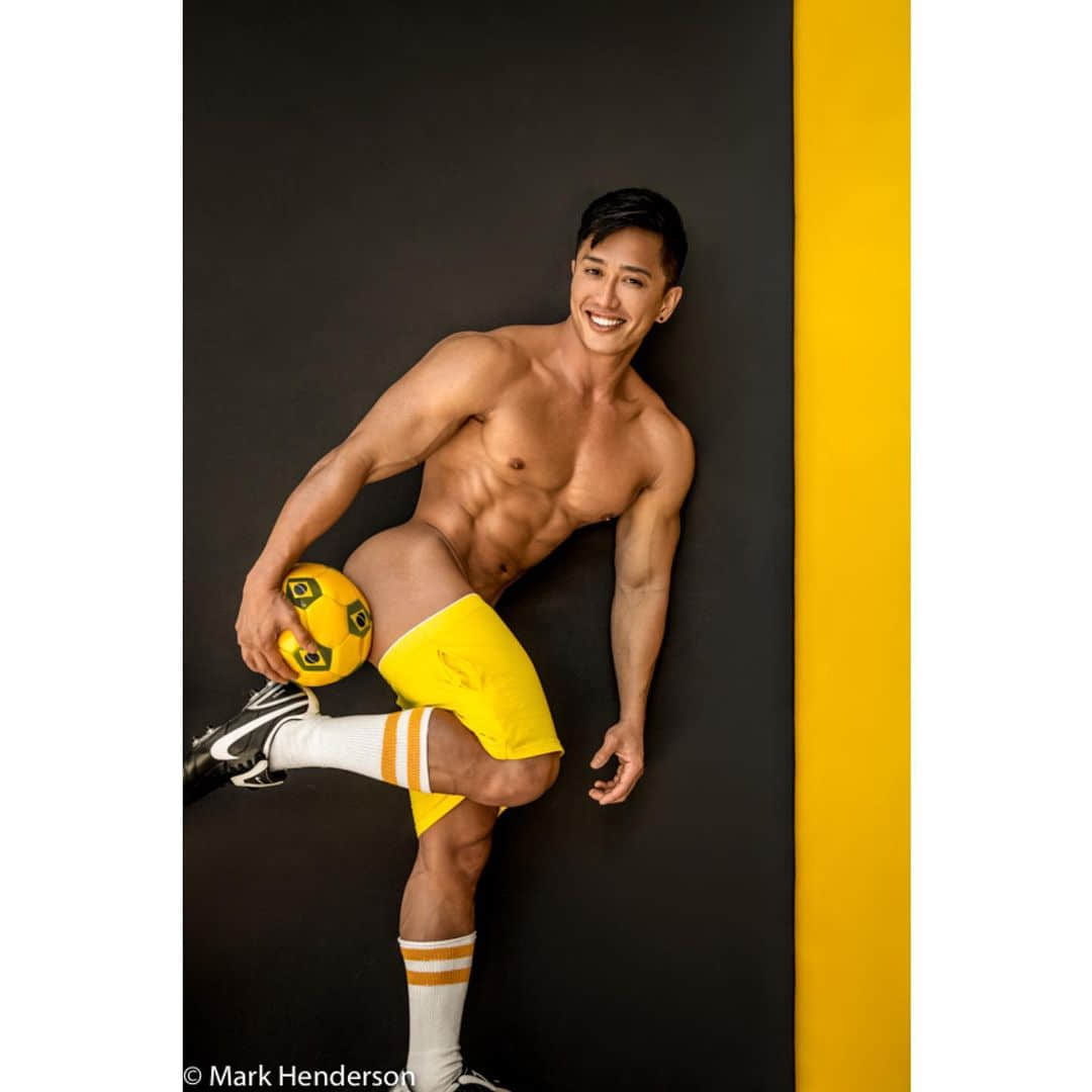 访谈美国亚裔G星Joven Calloway 爽朗曝真心话:「我要打破『亚裔男人不性感』的污名!」-NICEGAY