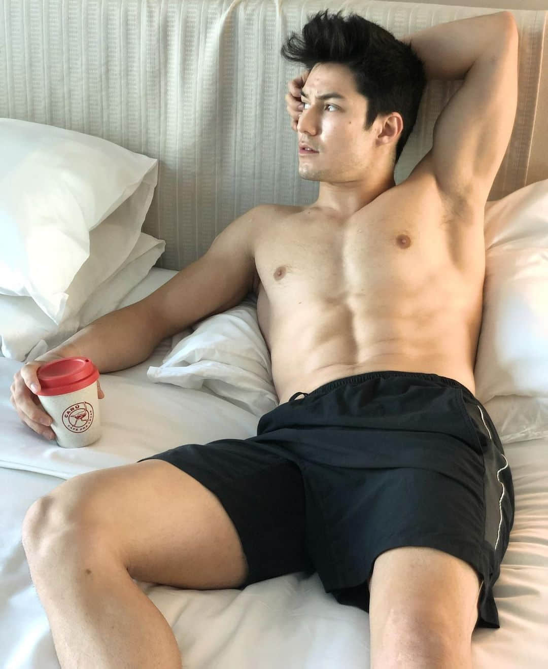 巴西体操王子认爱男友 奶狗味满溢的梦幻组合!-NICEGAY