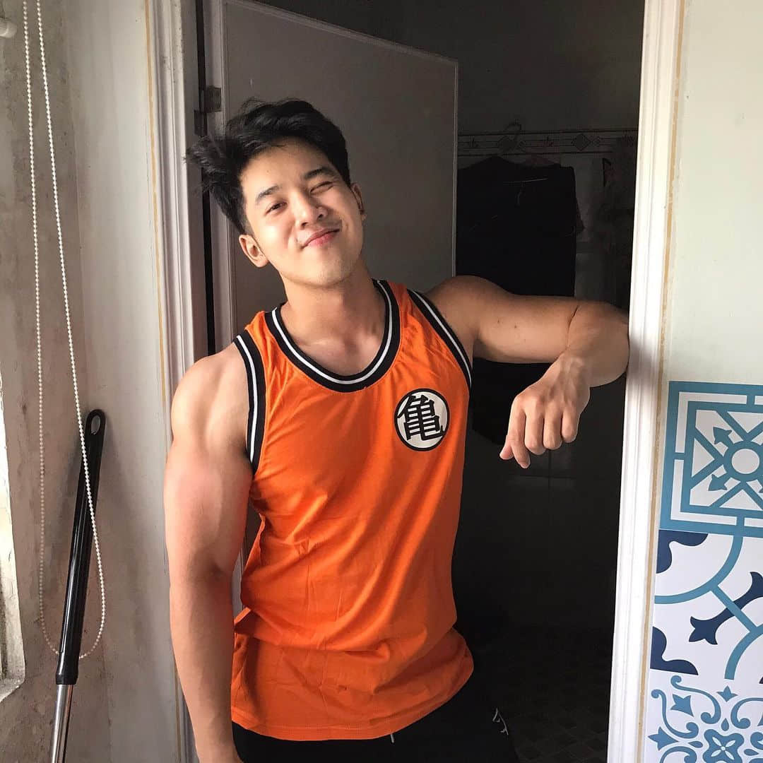 週一品肌肉|自然系越南帥哥!少年般笑容佔據你的心房:Talo Nguyen-NICEGAY