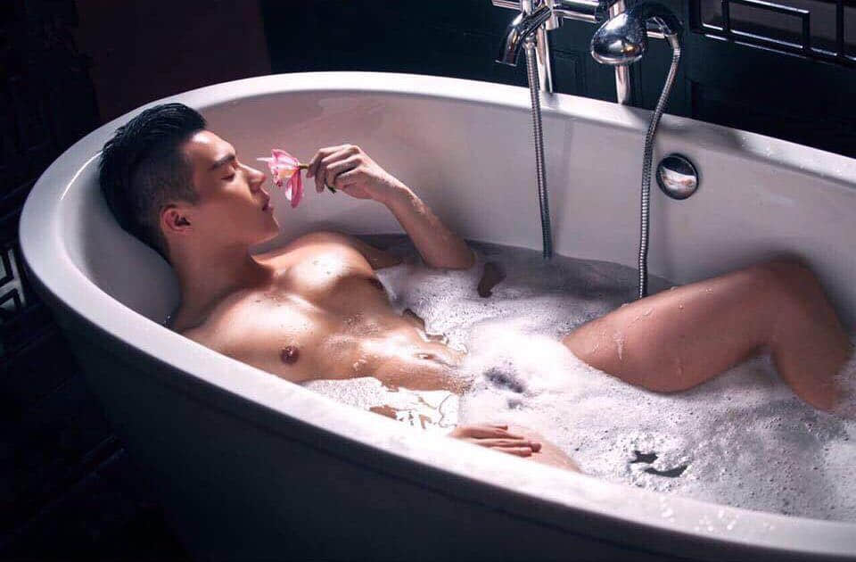 週一品肌肉|奶油肌上的性感毛毛! Man 味十足的國內男模:溫戰-NICEGAY