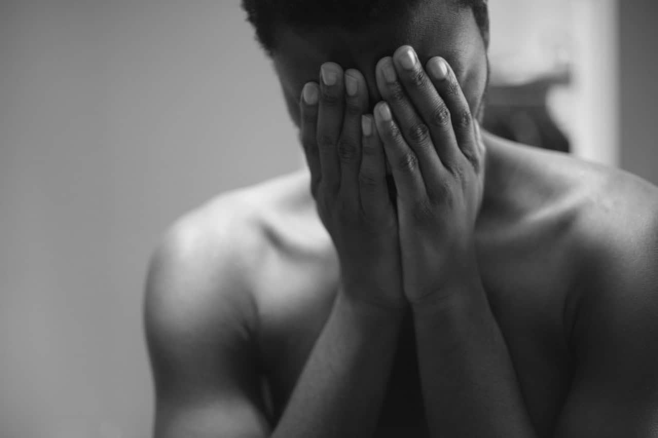 男同志遭恐怖情人家暴:「他猛扯我小弟弟 5 次!」-NICEGAY