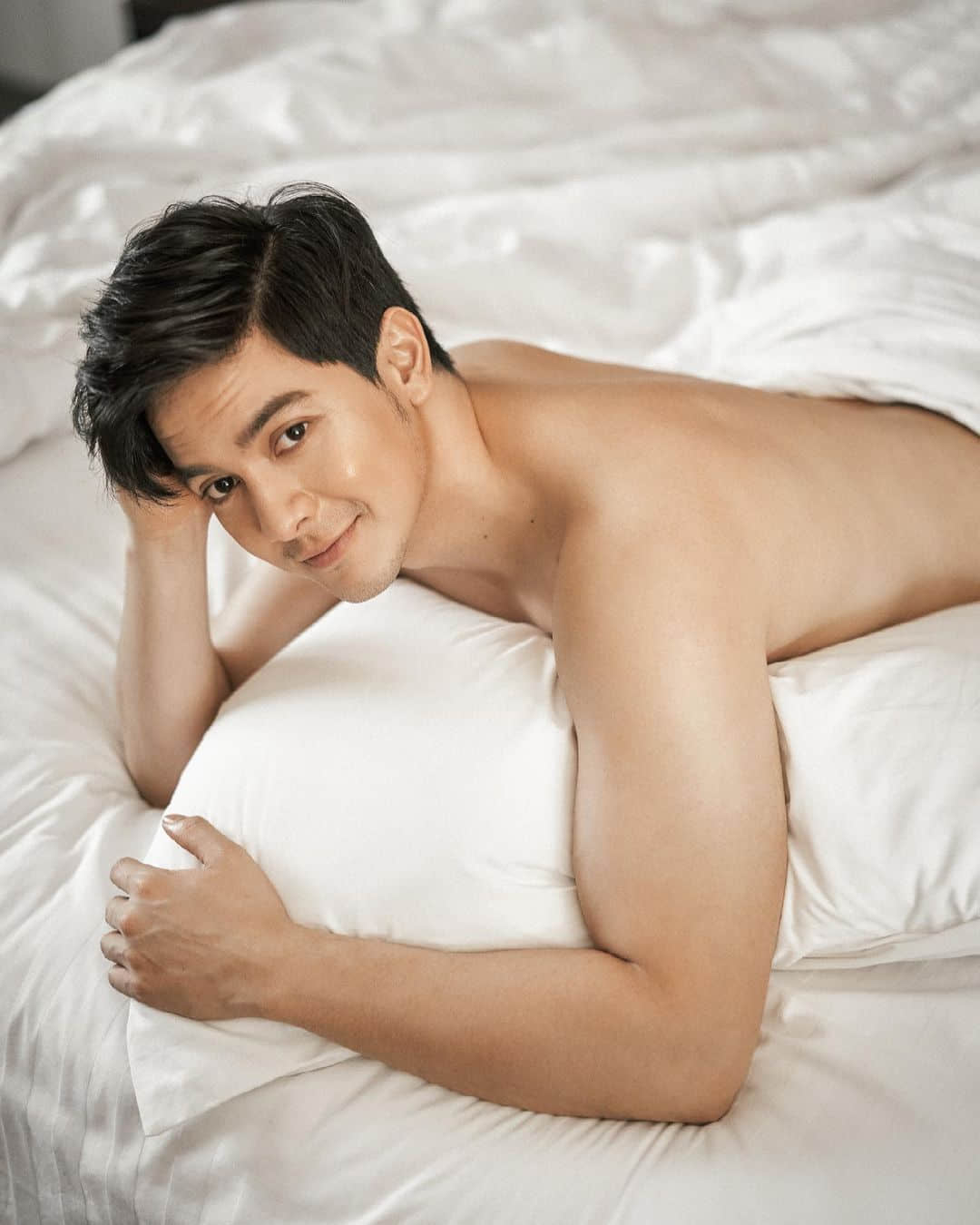 風靡菲律賓的酒窩小甜心 不只能演能唱還能脫!-NICEGAY
