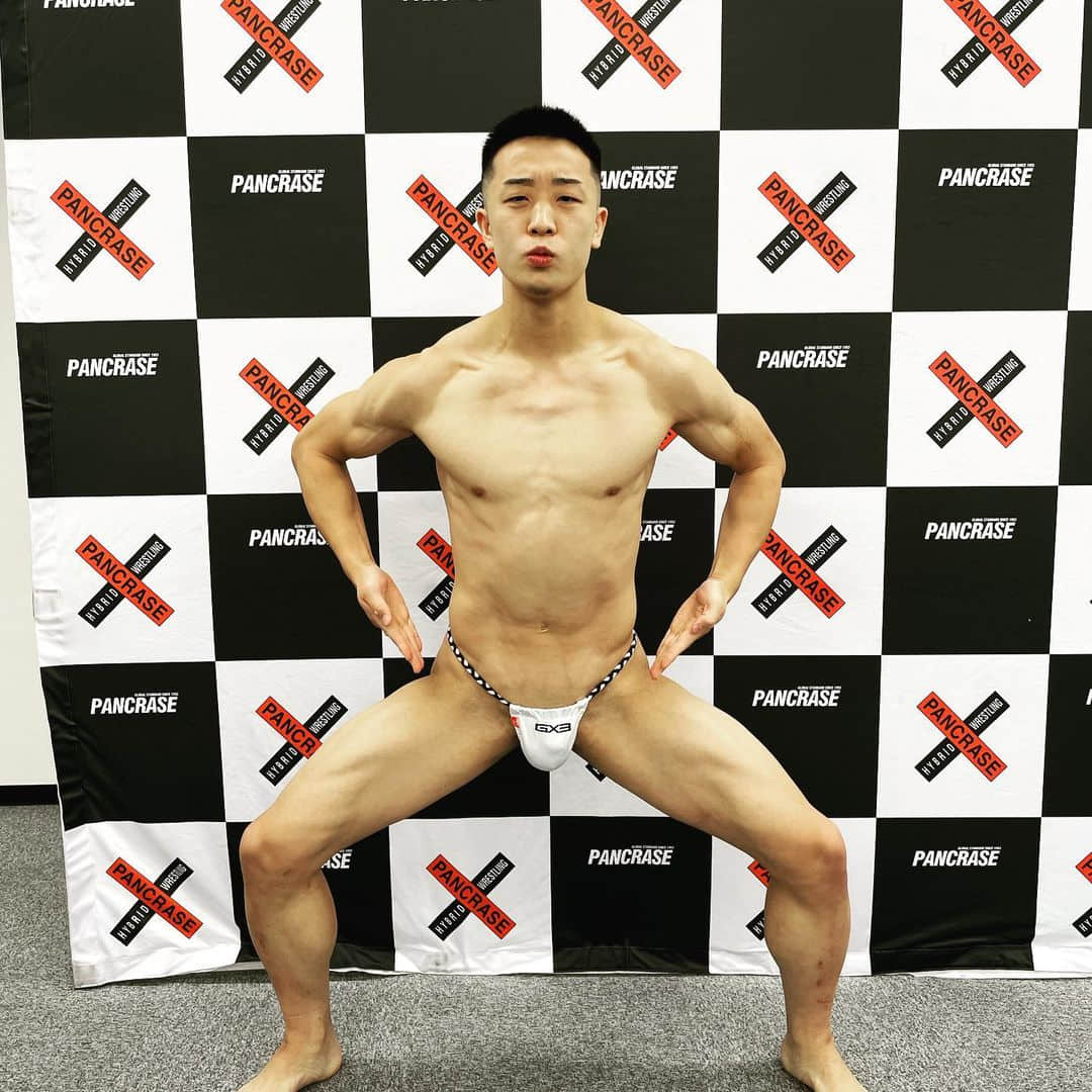 週六嚐鮮肉|示範除毛、介紹內褲 都幾? 真.格鬥系日本 Youtuber:Darani-NICEGAY