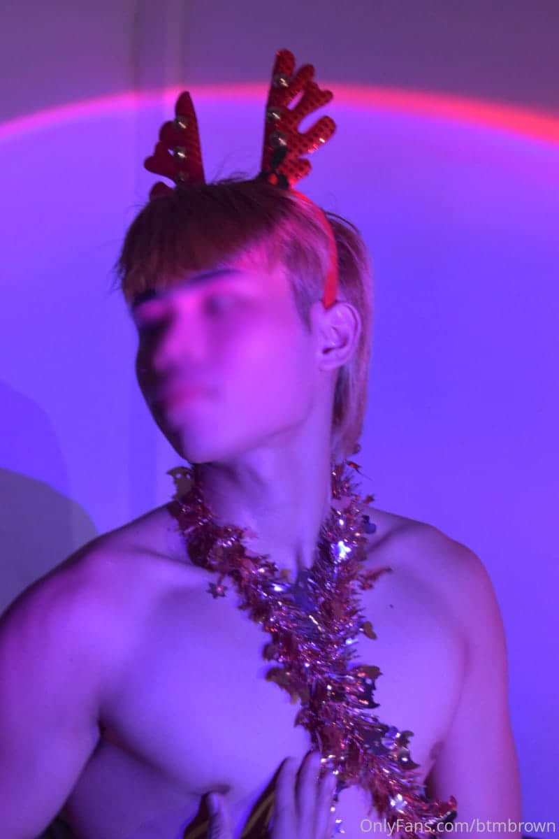 BTMBROWN OF-NICEGAY
