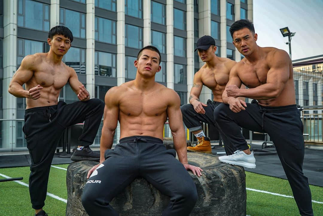 週六嚐鮮肉|抱起你猛搖的終極腰力! 公狗腰健身教練:夏勝杰-NICEGAY
