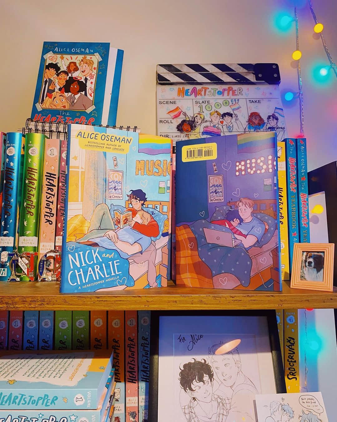 《戀愛修課》短篇小說《NICK AND CHARLIE》上市 影集第二季於 2023 回歸!-NICEGAY