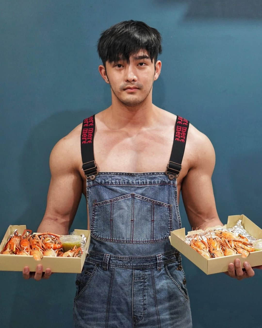週六嚐鮮肉|把鬍渣控的心扎得癢癢的! 冷面系帥哥:Bravyboom-NICEGAY