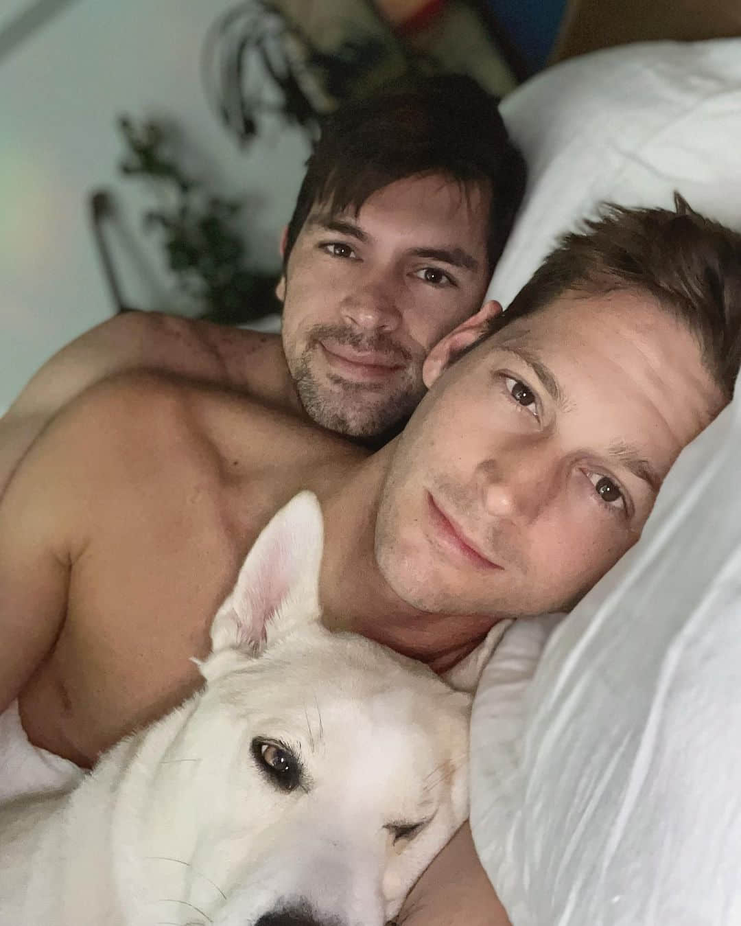 週六嚐鮮肉|開箱內褲男模的大包秘密! 同志導演:Max Emerson-NICEGAY