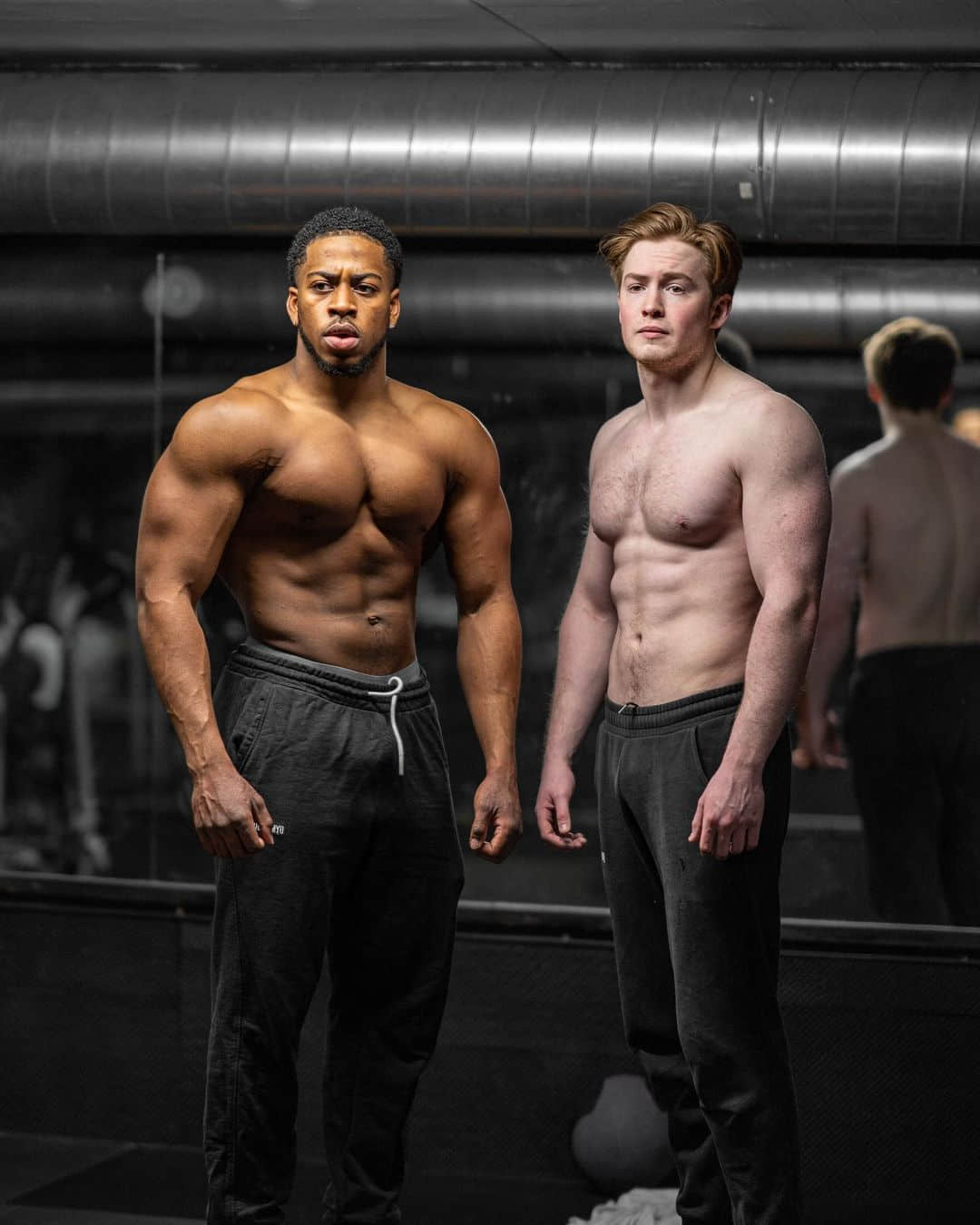 《戀愛修課》Kit Connor 變身巨巨 六塊肌高調浮出!-NICEGAY