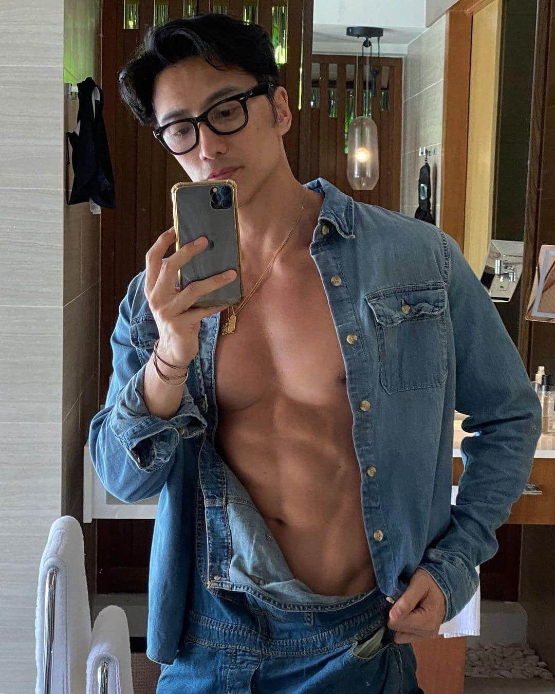 週一品肌肉|57 歲還能出性感寫真! 逆齡奇肌攝影師:陳傳多-NICEGAY