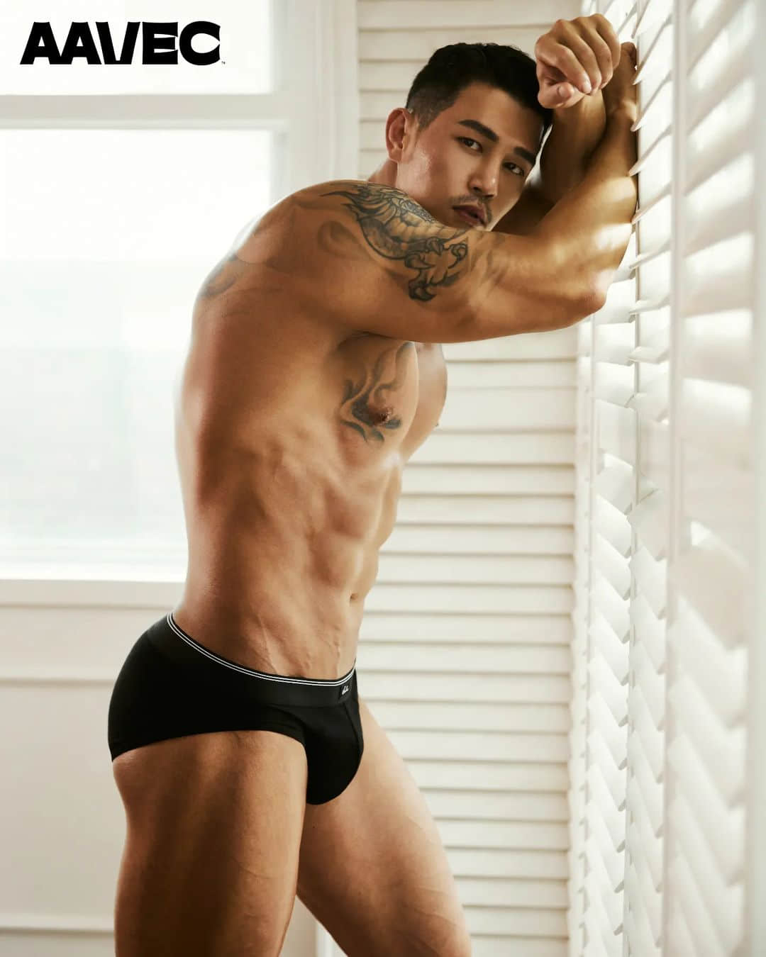 週一品肌肉|肌情四射洗剪吹!猛男歐巴髮型師:Tim park-NICEGAY