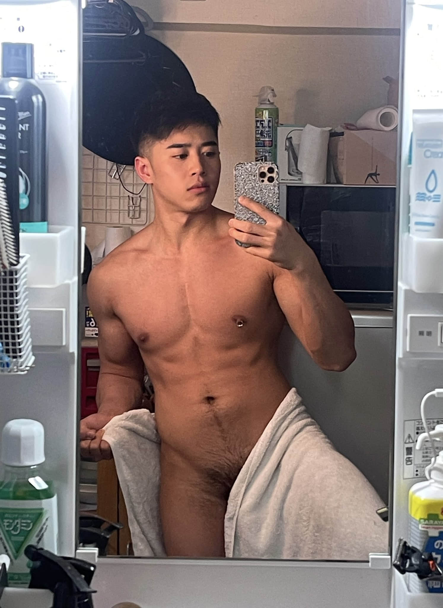 週六嚐鮮肉|讓人看了都熱起來!可清純可放蕩的 GoGoBoy:K-chana-NICEGAY