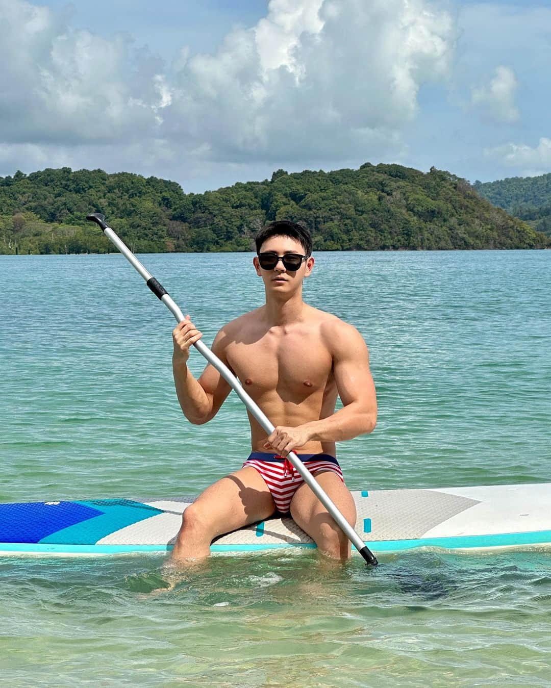 週六嚐鮮肉|斯文又陽光的鄰家男孩:Levin-NICEGAY