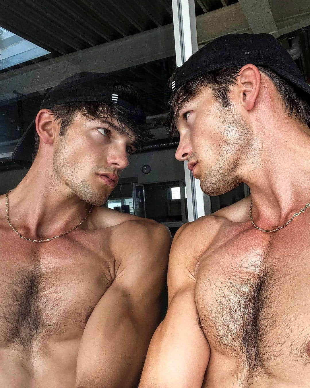 週六嚐鮮肉|激似羅伯派汀森! 奧地利貓奴男模:Peter Mairhofer-NICEGAY