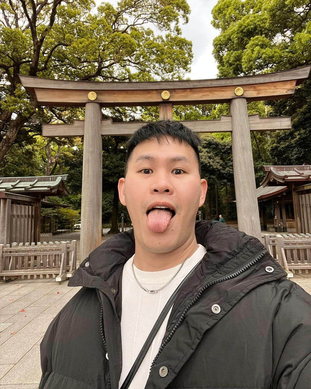 週一品肌肉|單眼皮壯熊!泰國內褲男模大秀傲人胸器:Tee-NICEGAY