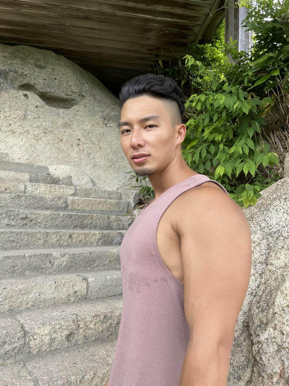 週一品肌肉|讓「老二」開箱內褲!混血男模:Ryu Christiano-NICEGAY