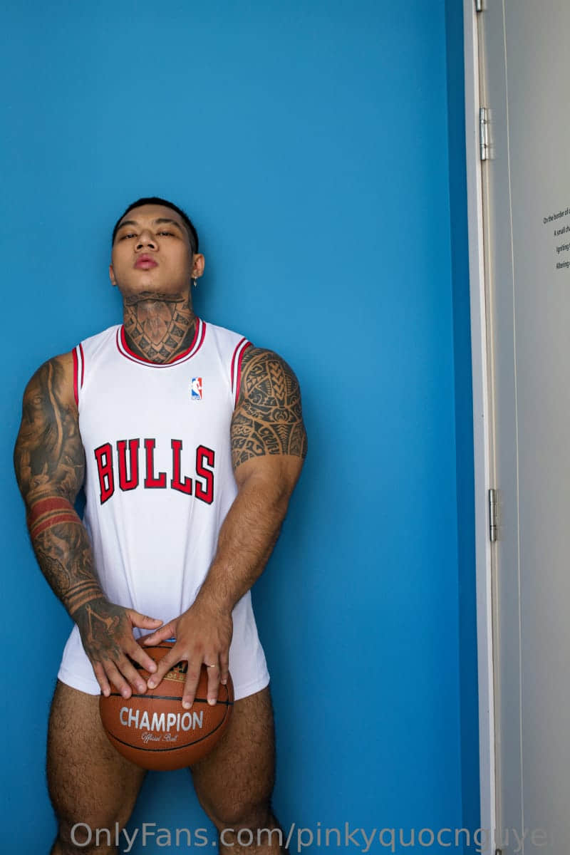 PINKY QUOC NGUYEN COLLECTION 1-NICEGAY