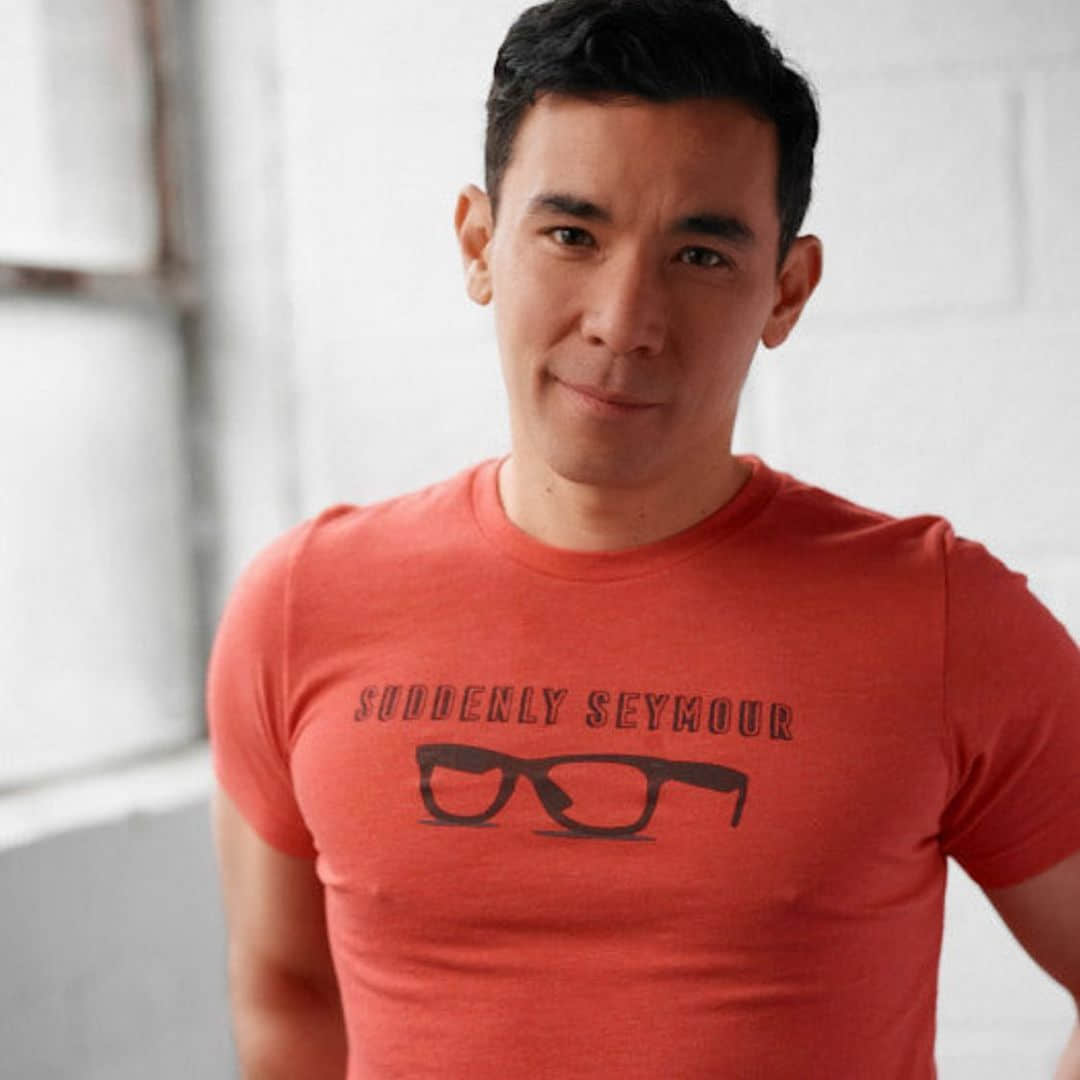 《熱戀彩虹島》同志男星 Conrad Ricamora 分享結婚喜訊-NICEGAY