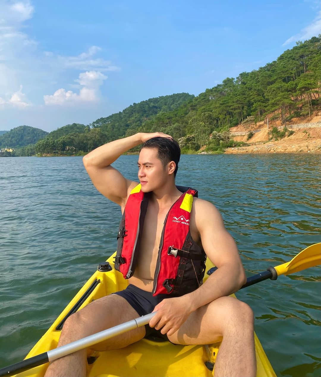 週一品肌肉|男上加男的多人運動!越南選美冠軍:鄧曉德-NICEGAY
