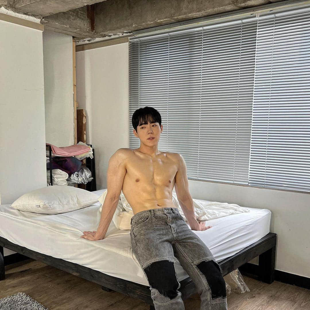 週六嚐鮮肉|挖空褲檔讓你看個夠!韓國男模大解放:高兌源-NICEGAY