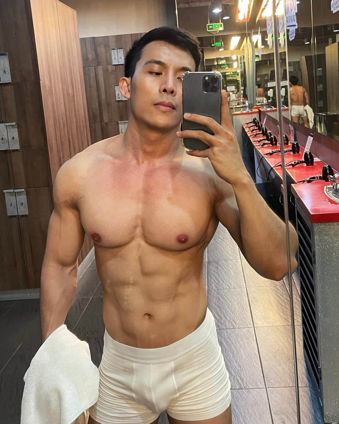 週六嚐鮮肉|我有 3 個男友!越南帥哥實境秀節目出櫃:洪慶-NICEGAY